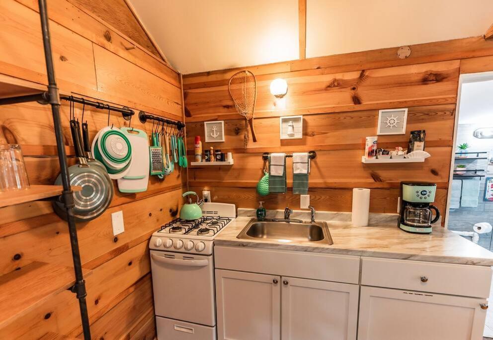 Big Blue Lake Cottages, Llc - Cottage #5 Holton ภายนอก รูปภาพ