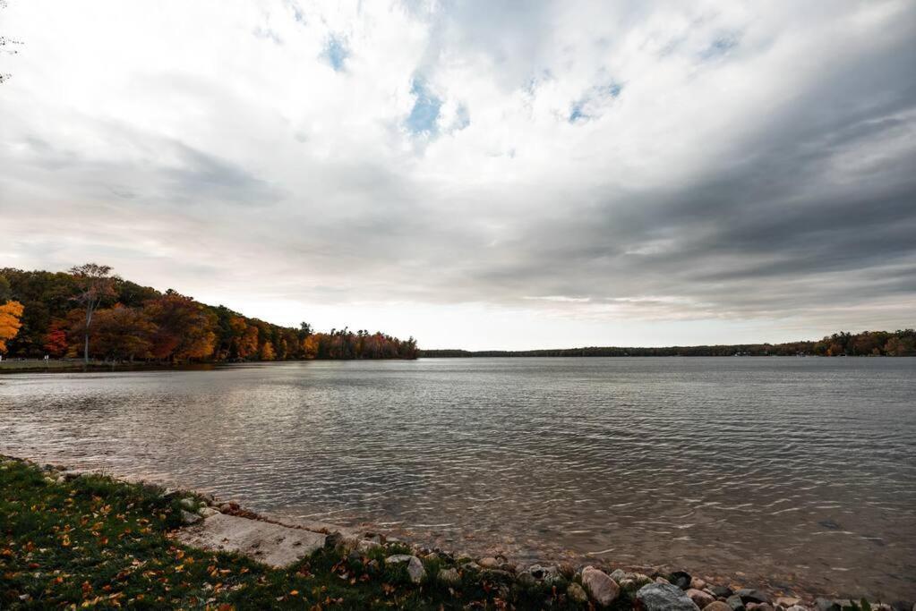 Big Blue Lake Cottages, Llc - Cottage #5 Holton ภายนอก รูปภาพ