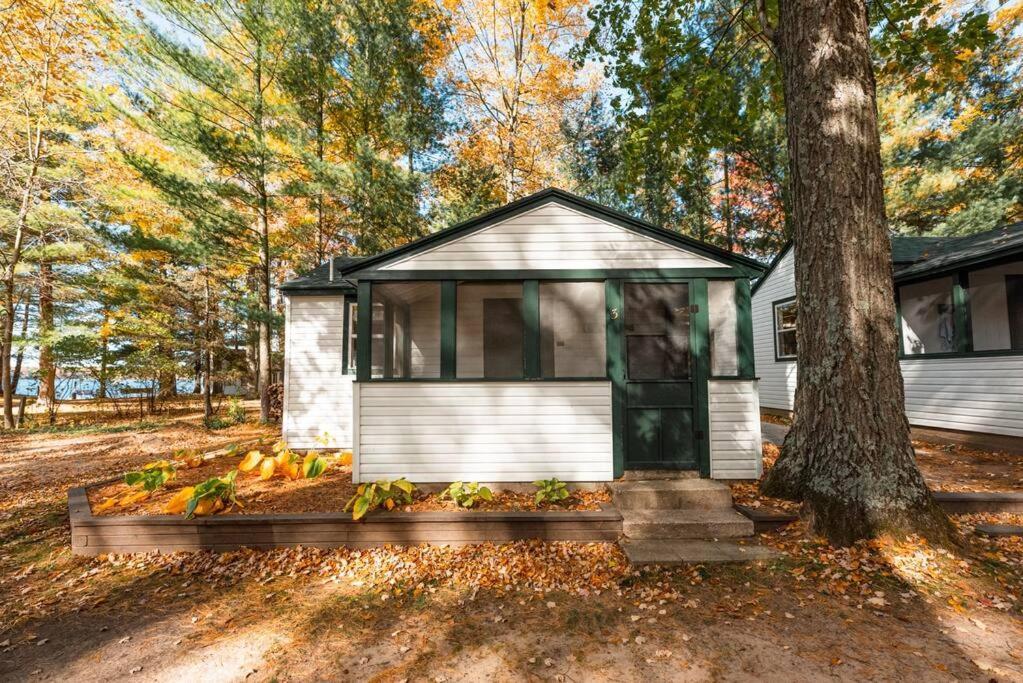 Big Blue Lake Cottages, Llc - Cottage #5 Holton ภายนอก รูปภาพ